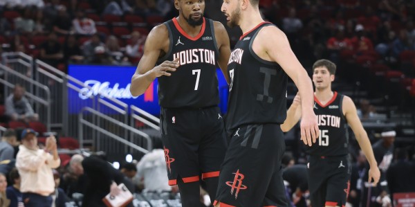 半岛体育网址-体型&amp;amp;篮板托底！火箭超6成胜率拿到第40胜 KD带5个年轻人长线成长