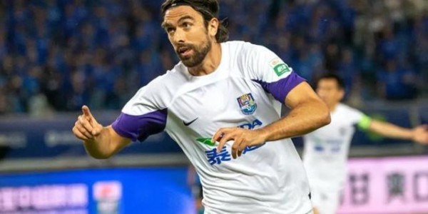 半岛体育网址-【中超】孔帕尼奥点球绝杀 天津津门虎1比0武汉三镇