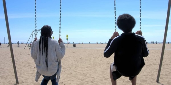 半岛体育APP-骑士中锋贾勒特-阿伦低调完婚 队友迪恩-韦德出席任伴郎