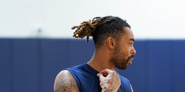 独行侠新援拉塞尔投入训练，官方发布多图展现季前备战状态