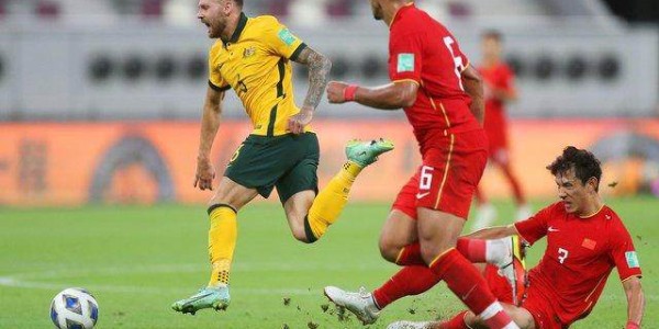 半岛体育官网-亚洲金球奖候选介绍④攻破国足大门的苏超神锋